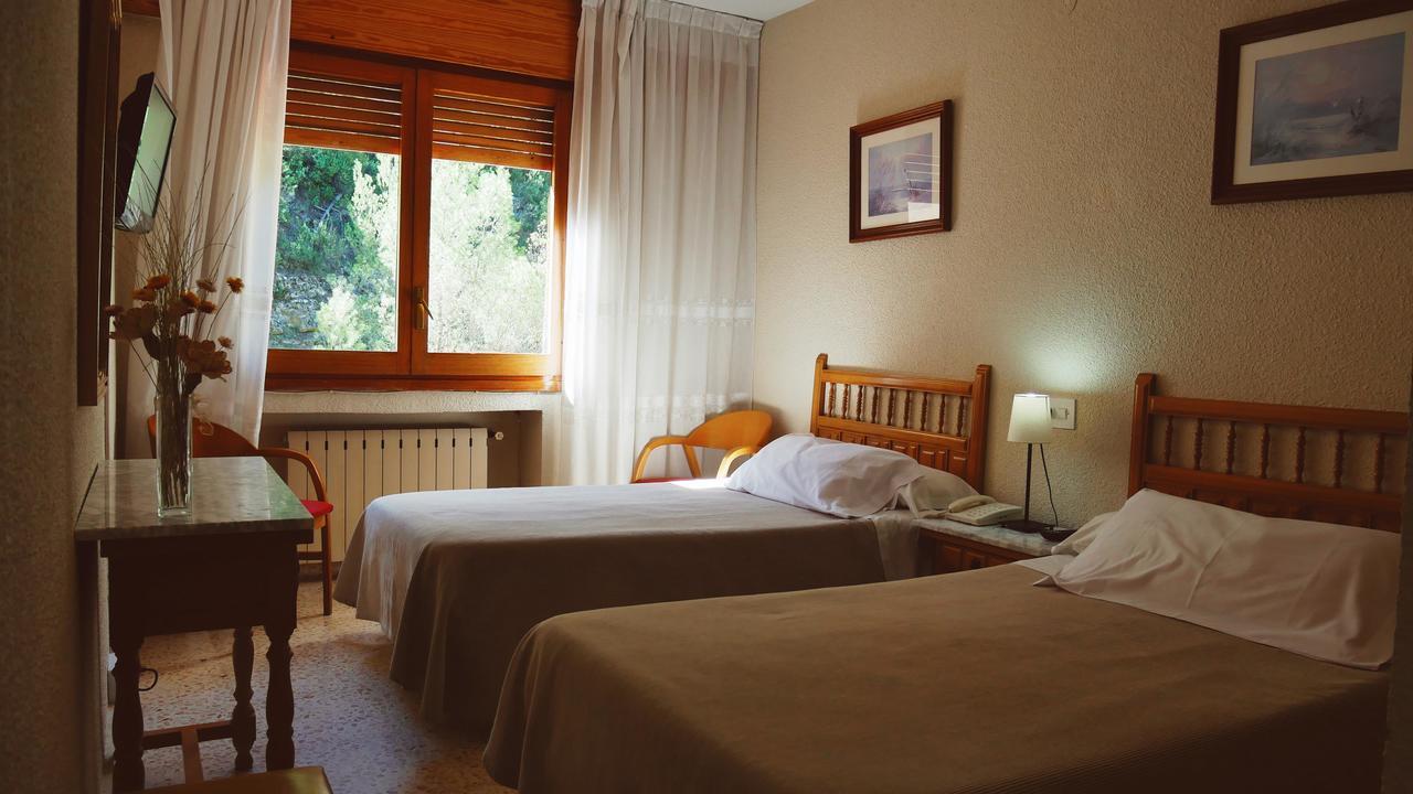 Balneario De Tus Hotel Yeste Bagian luar foto